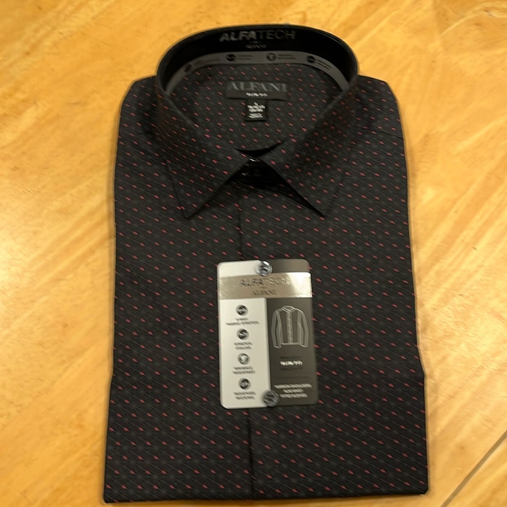 MENS MACY BRAND “ALFANI” DRESS SHIRT…NEVER WORN, IN ORIGINAL PACKAGING…SIZE “L”